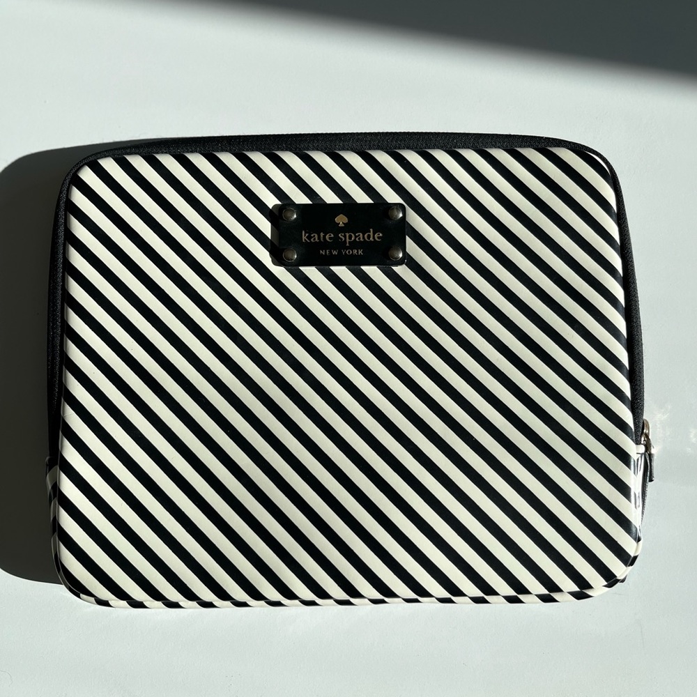 Kate spade mini iPad bag